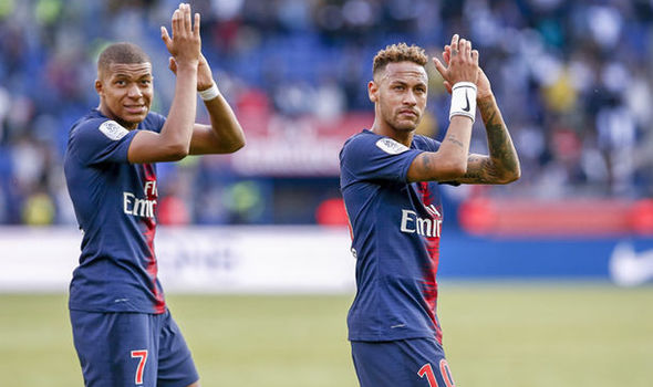 Neymar dan Mbappe Raih Ballon d'Or